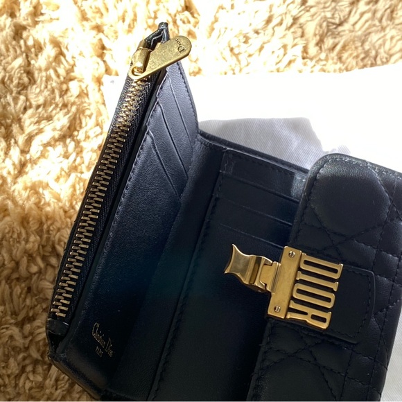 NEW Dior Black Cannage Dior Addict Trifold Wallet - Lambskin Leather Genuine - Picture 6 of 8